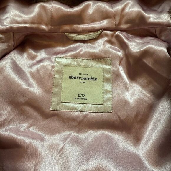 Abercrombie & Fitch Tan Faux Fur hooded Vest - Picture 7 of 7